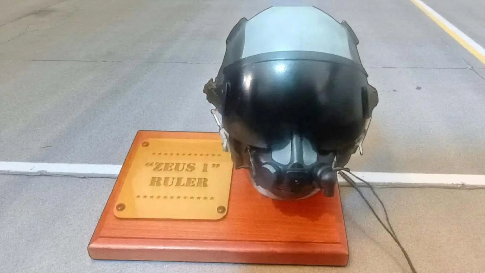 CUSTOM AVIATION AWARDS & TROPHIES - Image 15